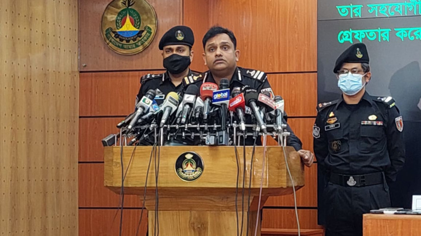 সাগর-রুনি হত্যা রহস্য উদঘাটনে ব্যর্থতাকে সক্ষমতার অভাব মানতে নারাজ র‌্যাব
